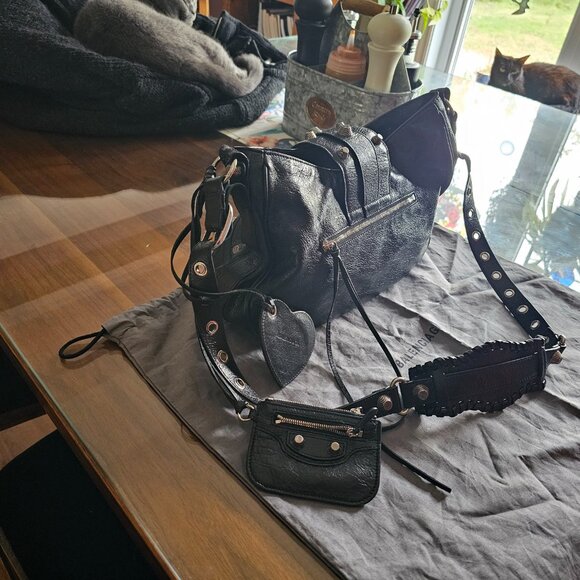 Balenciaga handbag 2022 - Picture 4 of 7